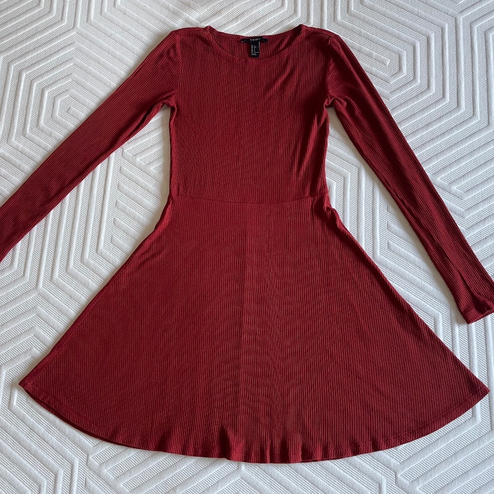 Forever 21, Rust coloured long sleeved ribbed mini dress, Size small